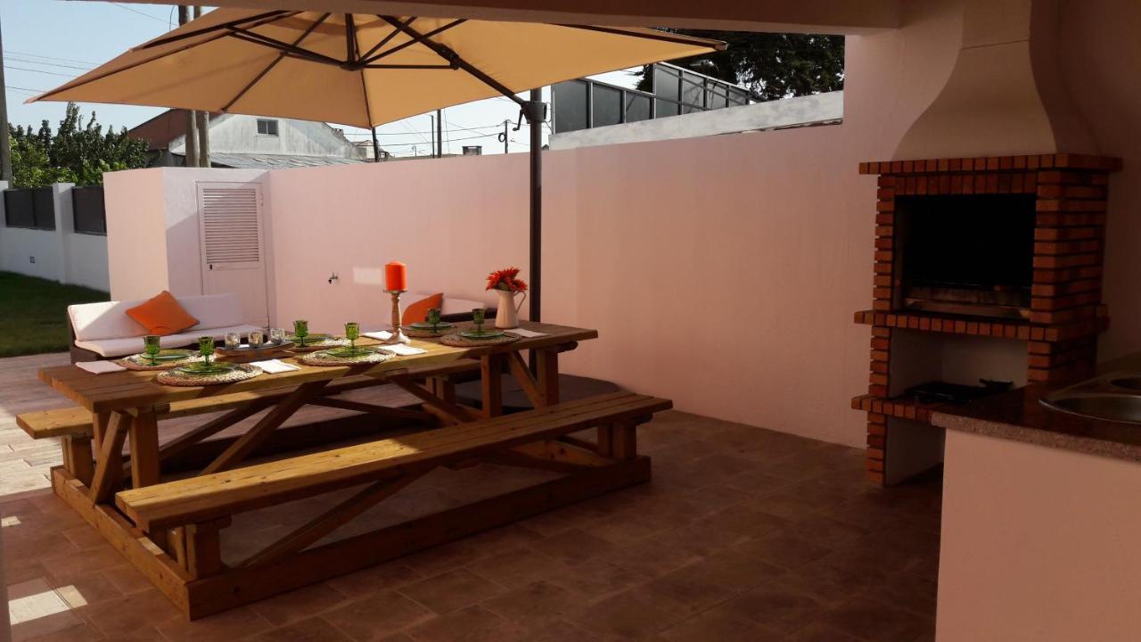 Family Villa Pool & Beach Caparica Extérieur photo